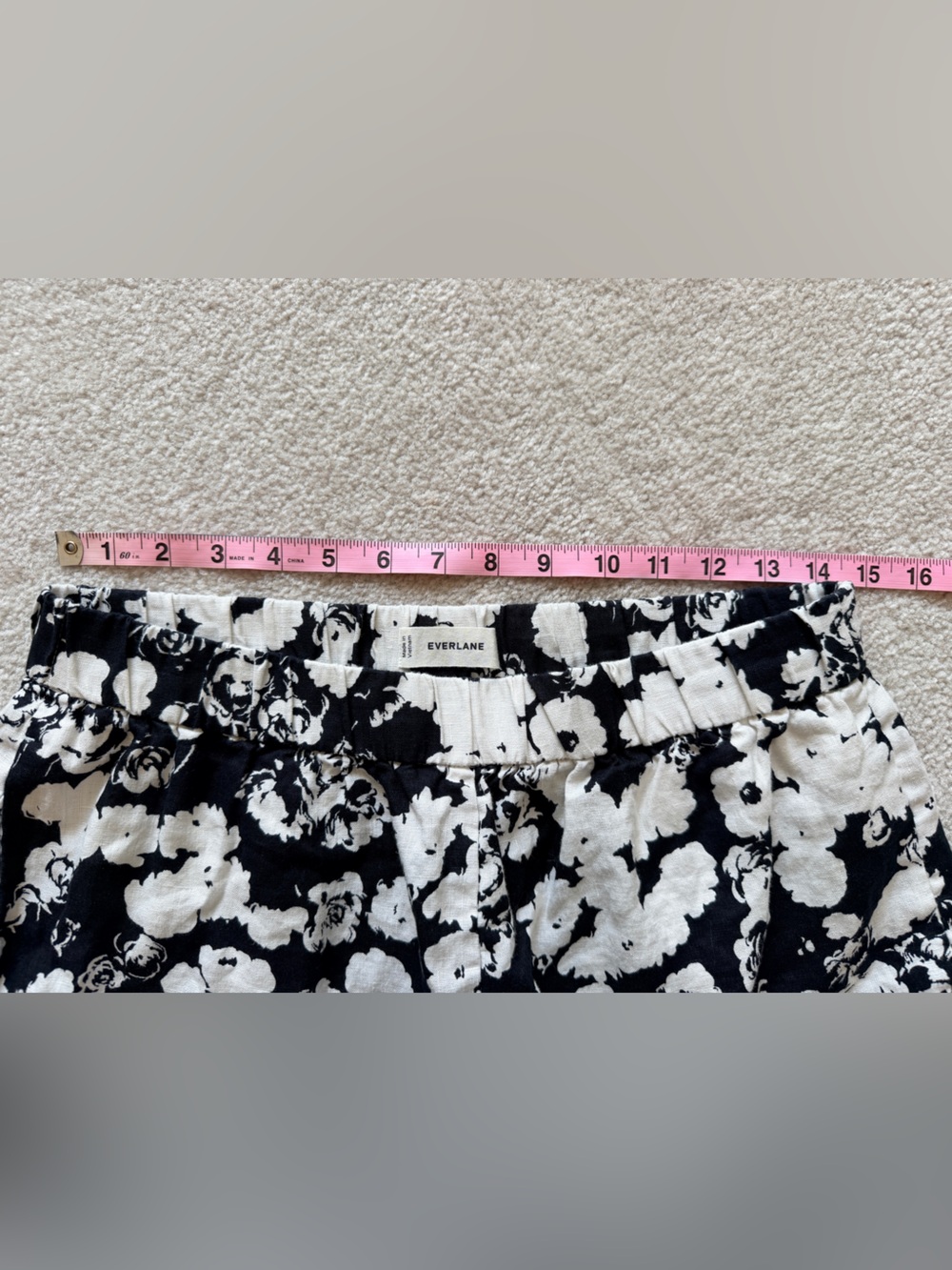 Everlane Linen Easy Shorts Floral Black White Medium European Flax Chic - Picture 10 of 11